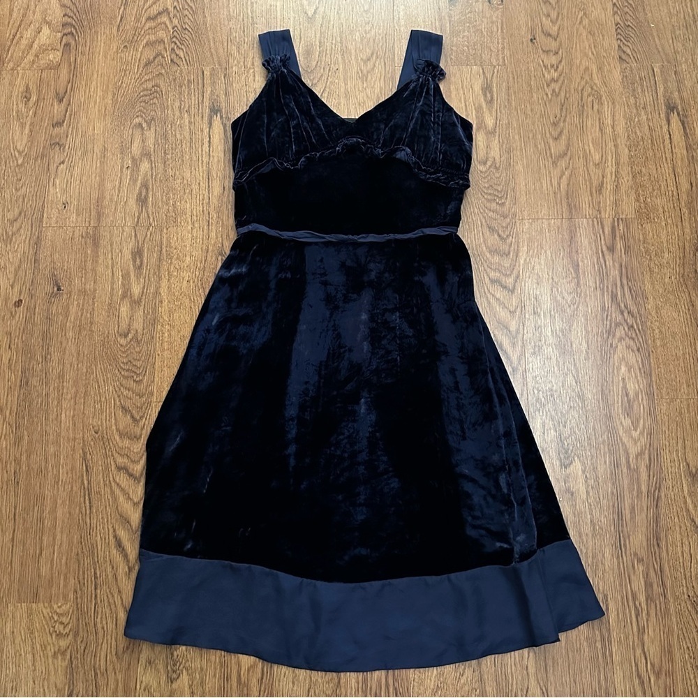Marc By Marc Jacobs blue velvet sleeveless lined front ruffle size 10 casual